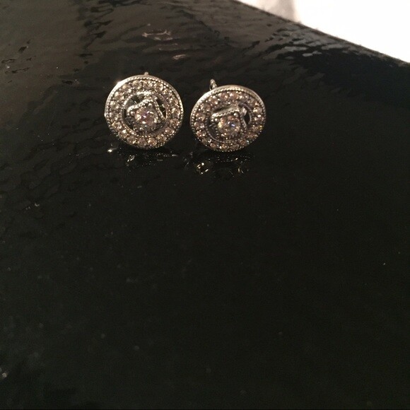 Brand New Genuine Pandora Silver Vintage Allure Stud CZ Earrings 290721CZ