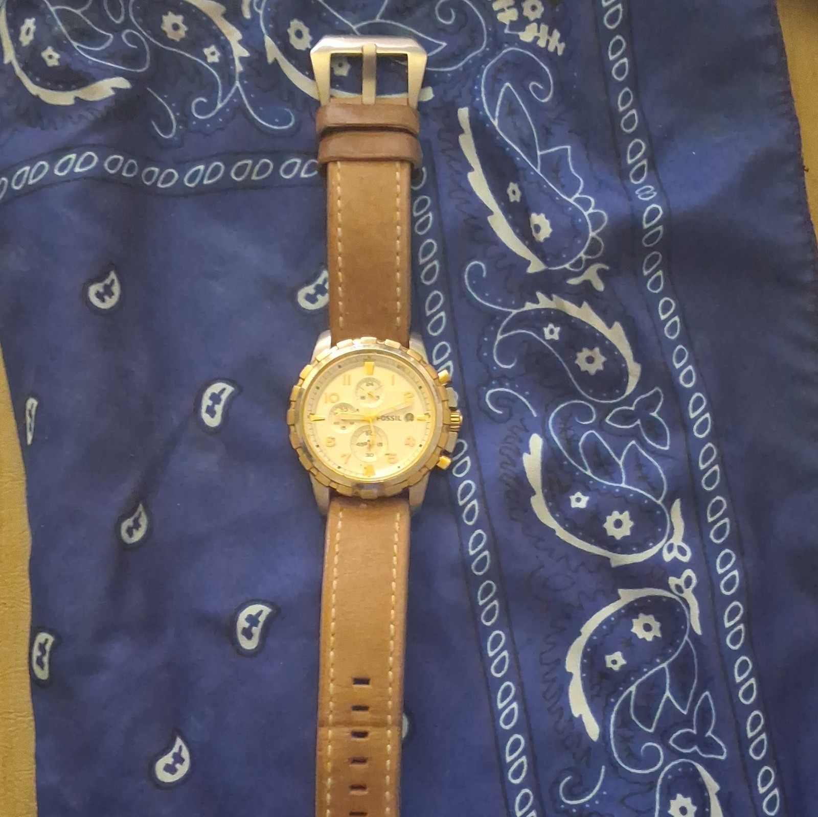 Fossil FS488 Chronograph Date White Dial Brown Leather Strap 50m Quartz