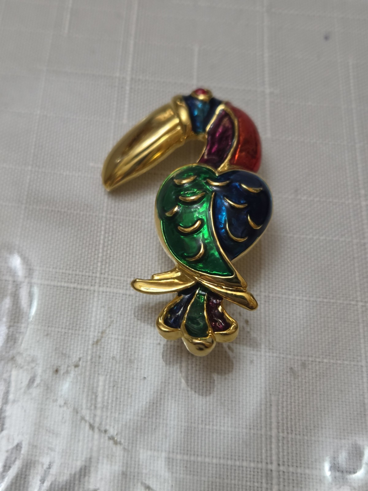 Vintage Enamel Toucan Brooch Pin Multi-Colored with Red Crystal Eye
