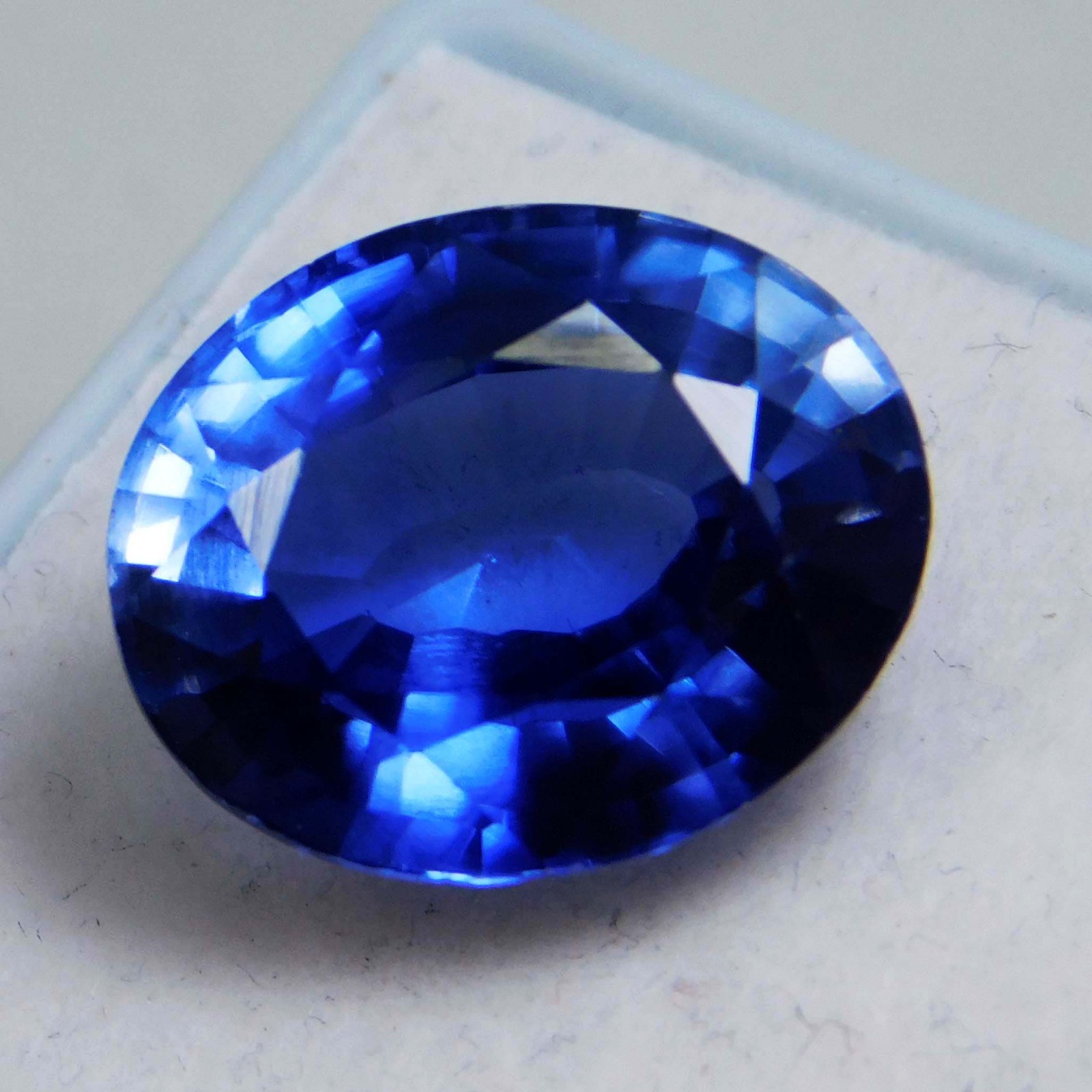 CERTIFIED Natural Unheated 11.80 Cts Blue Sapphire Oval Loose Gemstone
