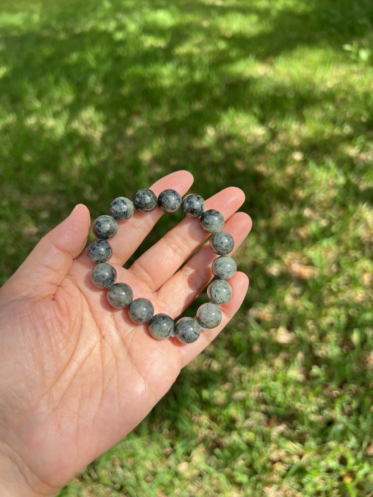 Genuine Qinghua Sesame Nephrite Jade 11.8mm Bead Bracelet H59 1