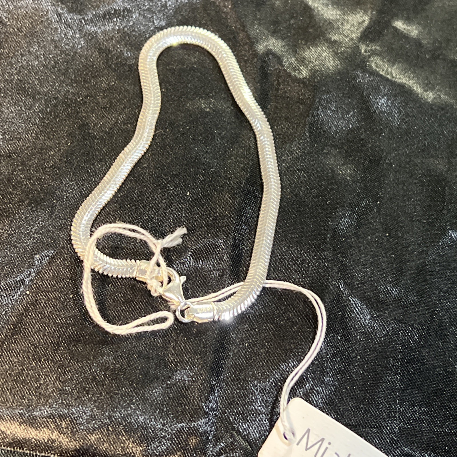Sterling Silver Herringbone Bracelet ~ 7in ~ 5gr