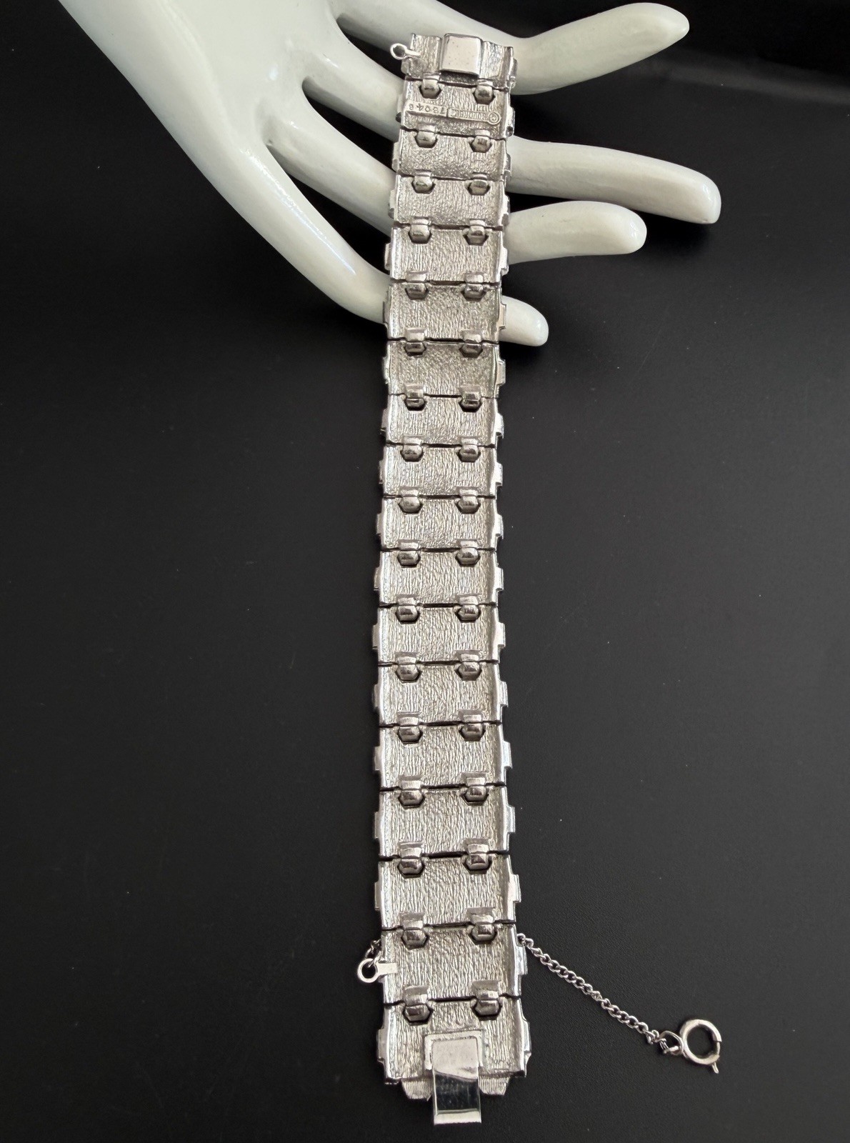 BOUCHER Signed 7804B Silver Hexagon Link Wide Gate Panel Bracelet Safety Chain 7