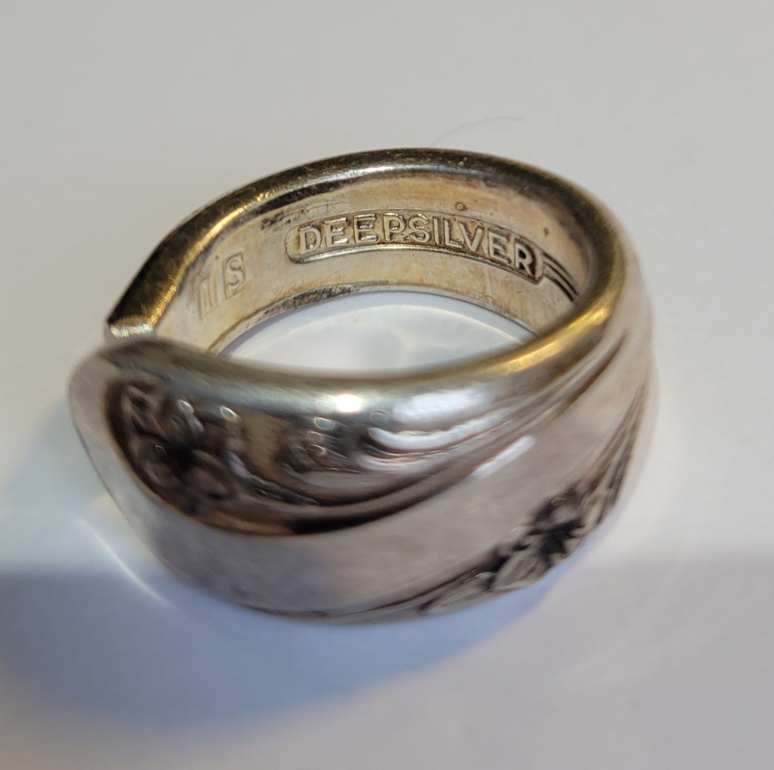 Vintage International Silver Deep Silver Spoon Ring Floral Flower Pattern Size 6