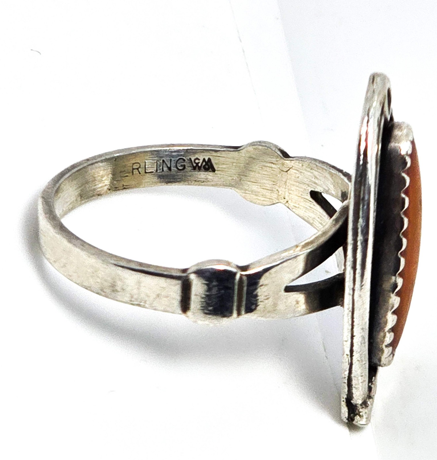 Wheeler Manufacturing Spiny Oyster Native American sterling silver ring size 6