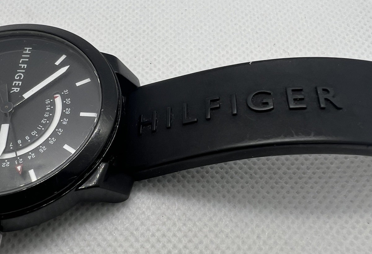 🌑🌑Luxury Unique Tommy Hilfiger Denim Fully Black Men’s Watch Day/Date🌑🌑