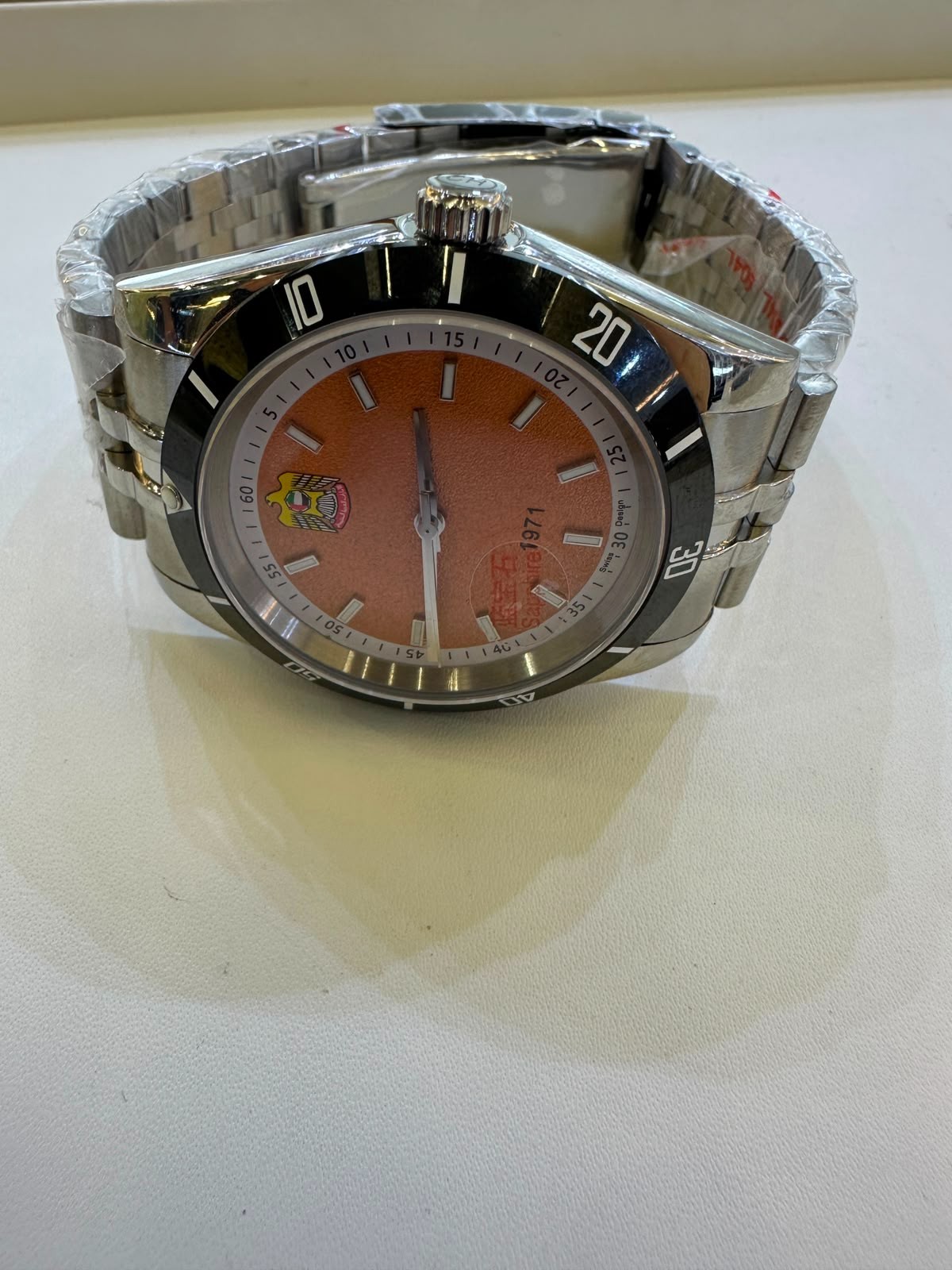 Chairman Geneve 1971 UAE Emblem Quartz Men’s new Watch Sand Dial Box Stainless