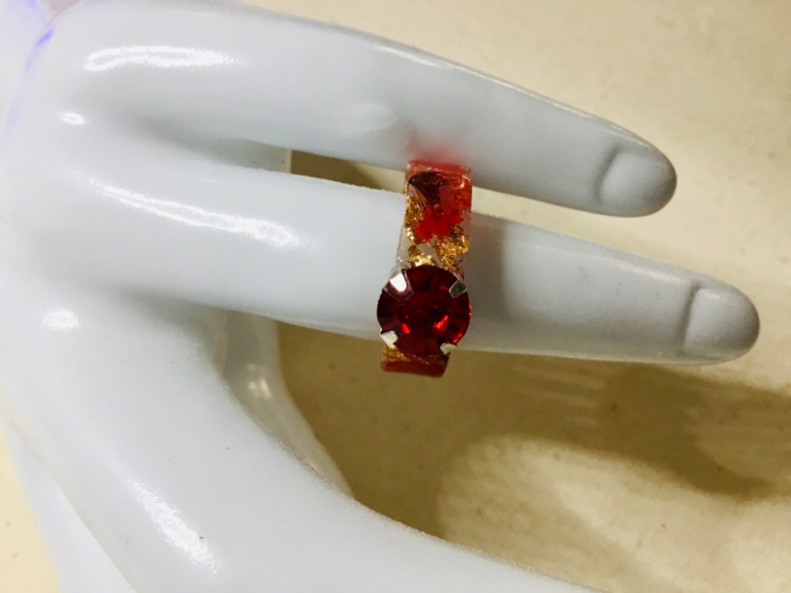 Crimson Garden Jewelry Set – Real Red Hortensias Ring & Drop Earrings in Resin
