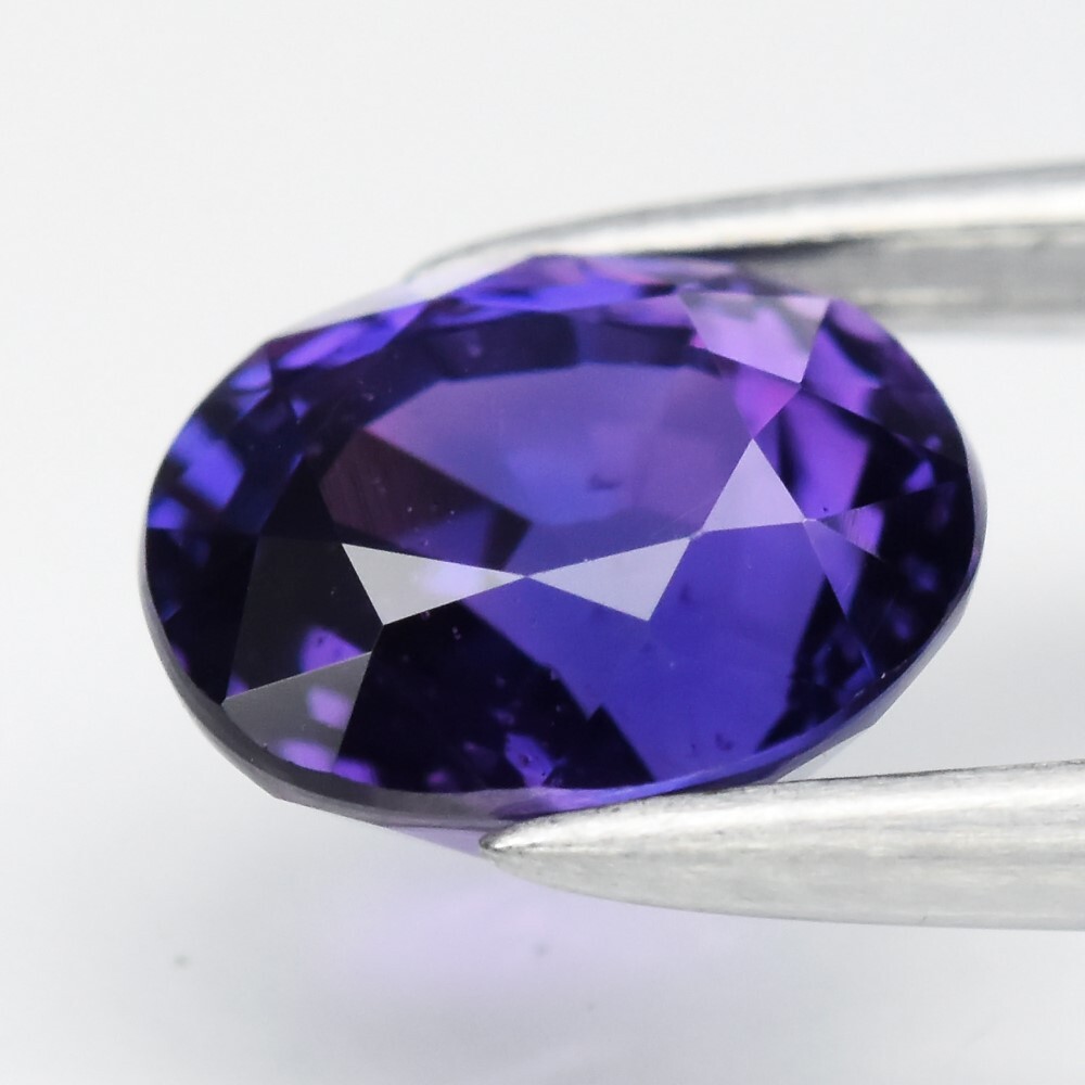 💎 1.17ct VS Oval Natural Blue Purple Sapphire – Unheated, Mozambique Gem
