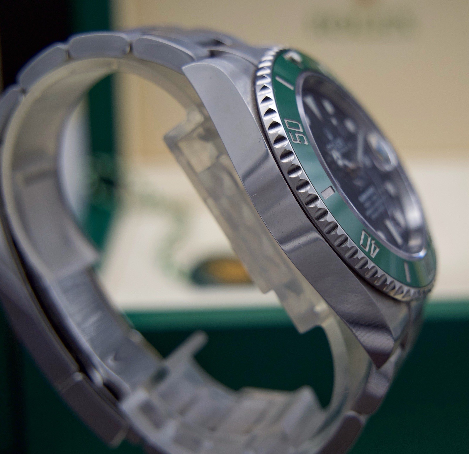 🟢 Rolex Submariner 126610LV “Starbucks / Cermit” – 41mm – MINT – Box & Papers