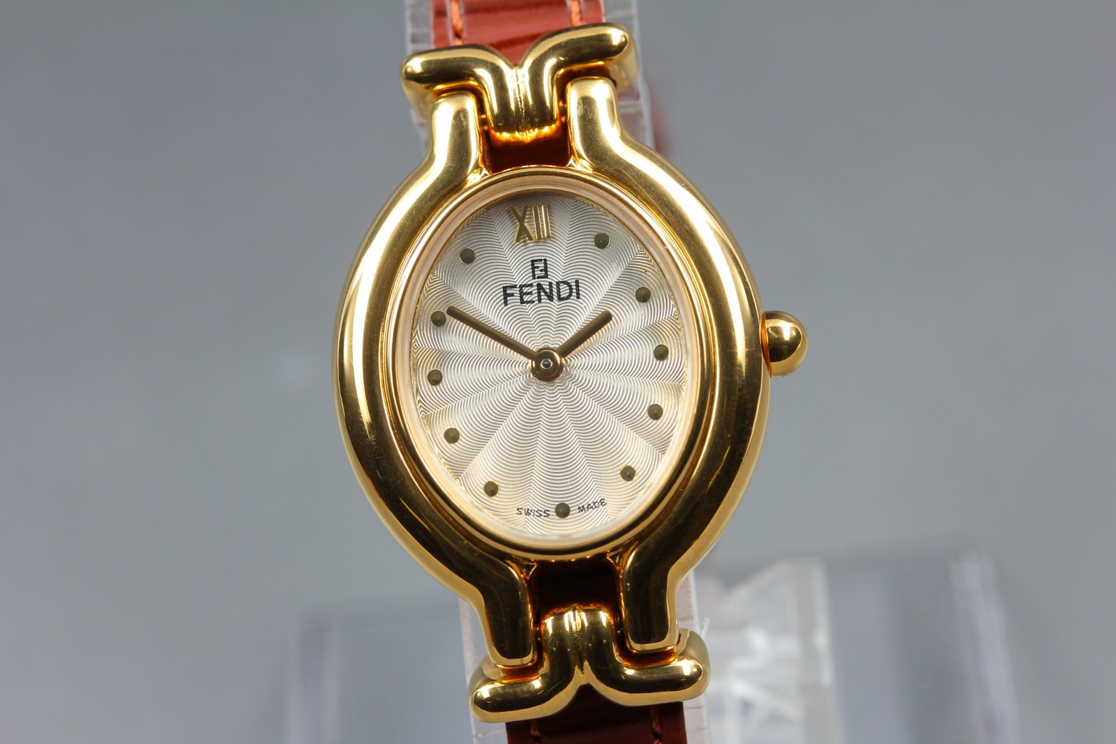 FENDI 640L 6 Colors Change Belt Gold Quartz Vintage Women’s Watch w/Box