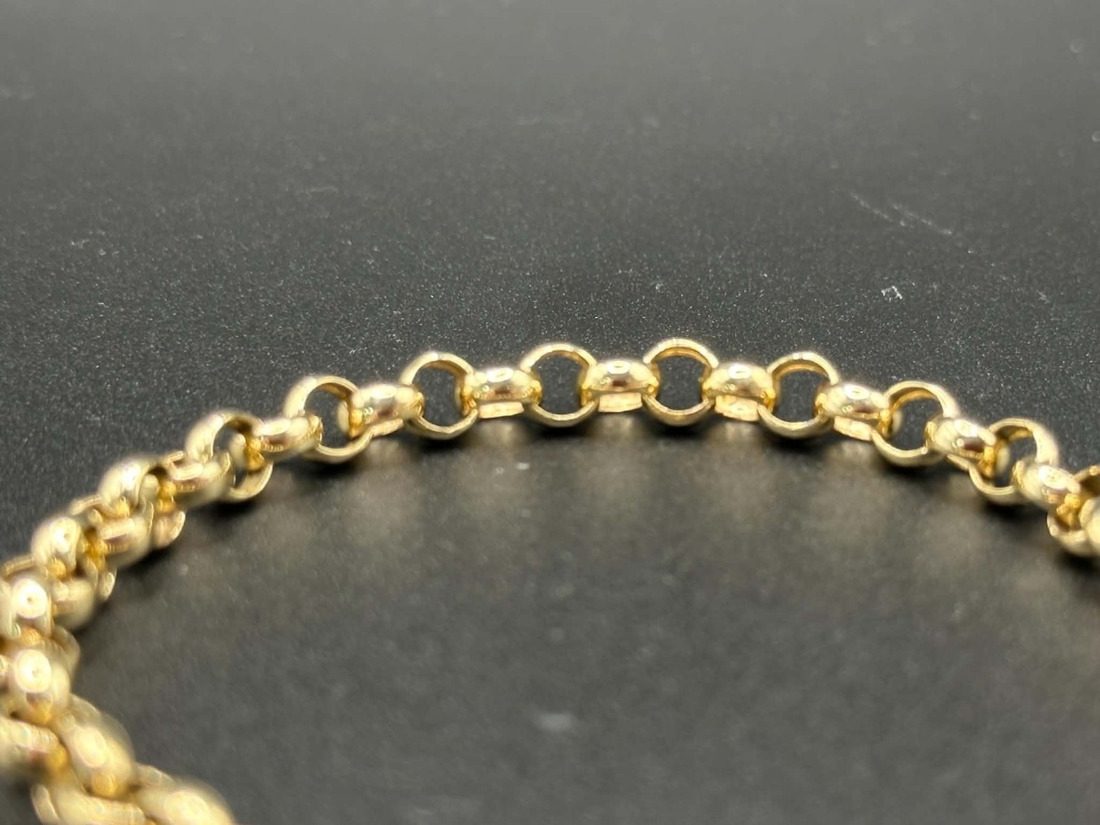 Ladies 9ct Yellow Gold Belcher Link Bracelet