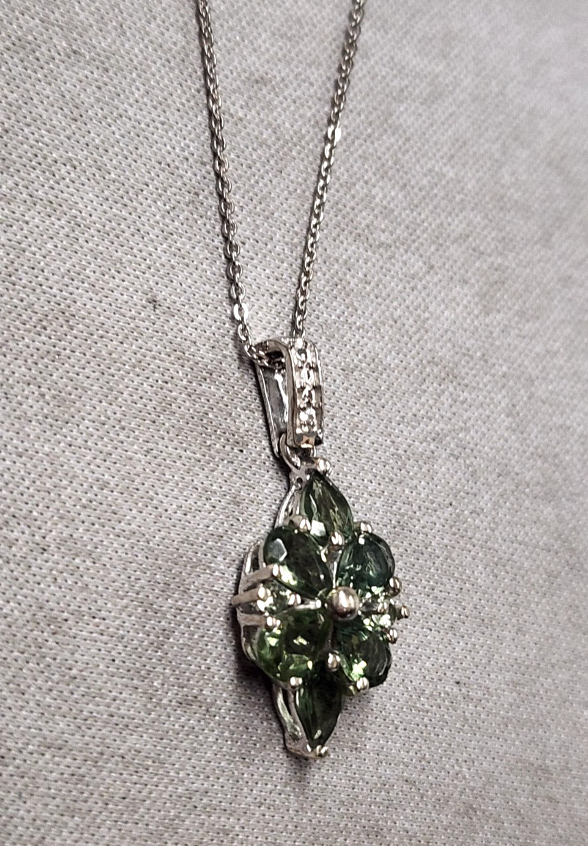 D’Joy Natural Green Apatite and White Zicron Pendant Necklace 20″