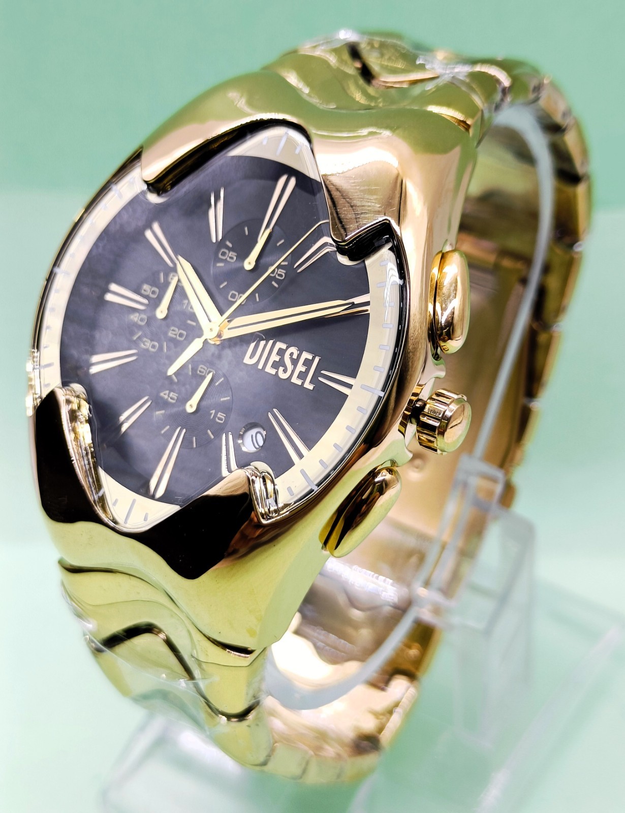 Amazing Diesel Mercurial Date Indicator Chronograph Quartz Men’s Wrist Watch