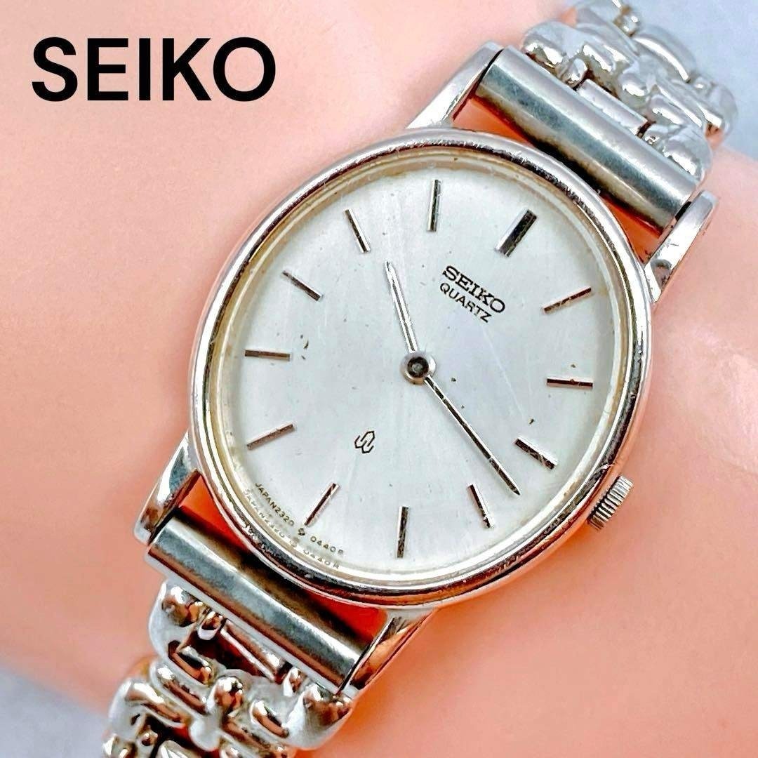 Working item SEIKO ladies’ wristwatch oval shape silver chain belt