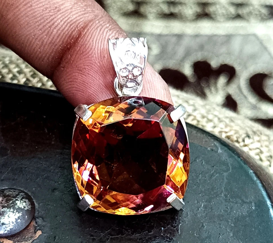 Natural Alexandrite Color Change Loose Gemstone 65 Ct 925 Solid Silver Pendant