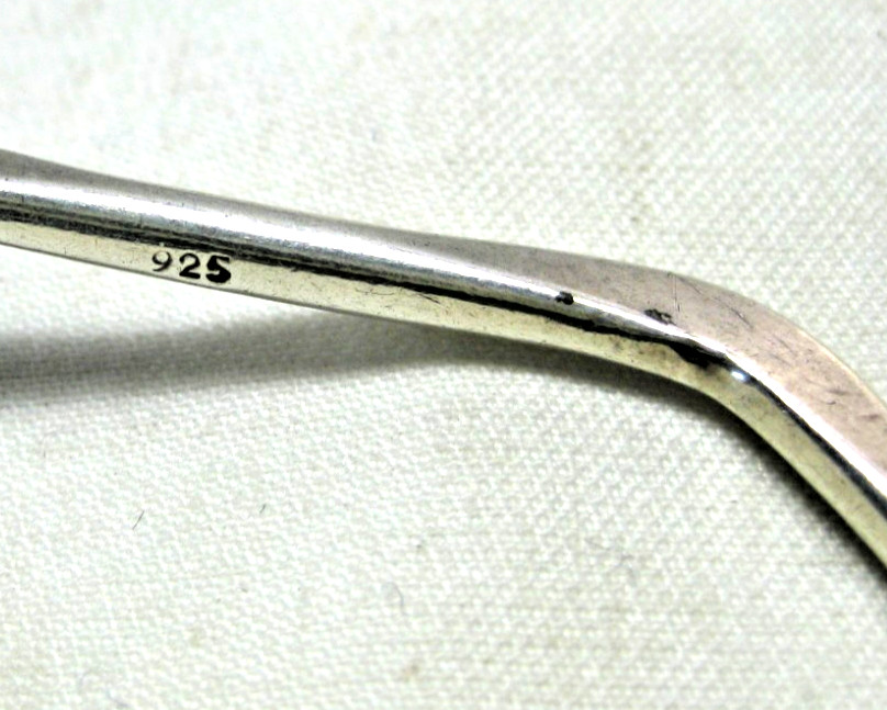 Sterling Silver 925 Bracelet Solid Hexagon Bangle 17.9 Grams 2 1/2″ x 2 3/4″ ID