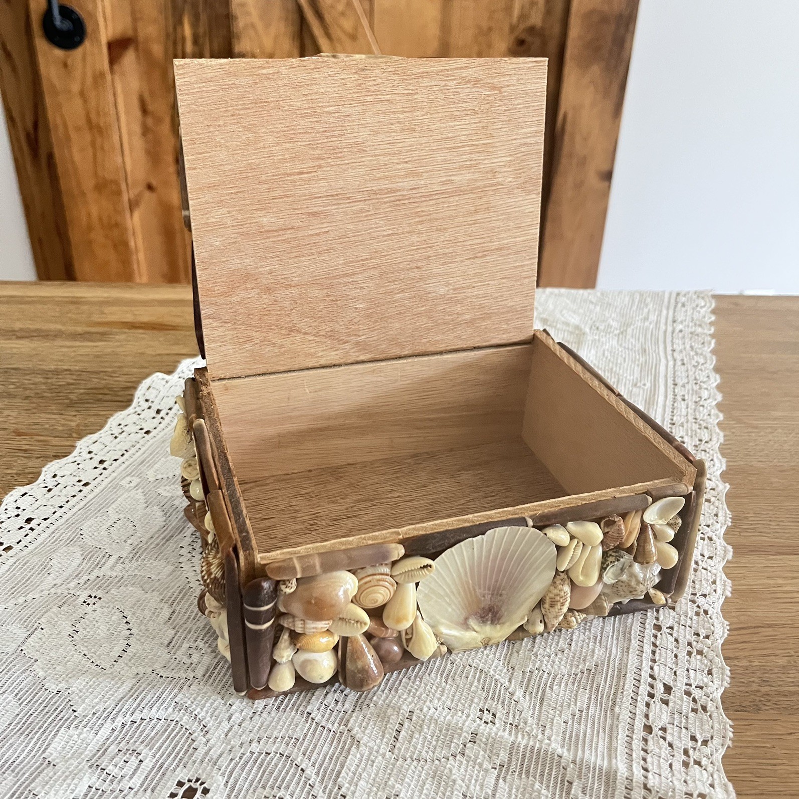 Vintage Seashell Jewelry Box Keepsake Trinket Shell Coastal Nautical