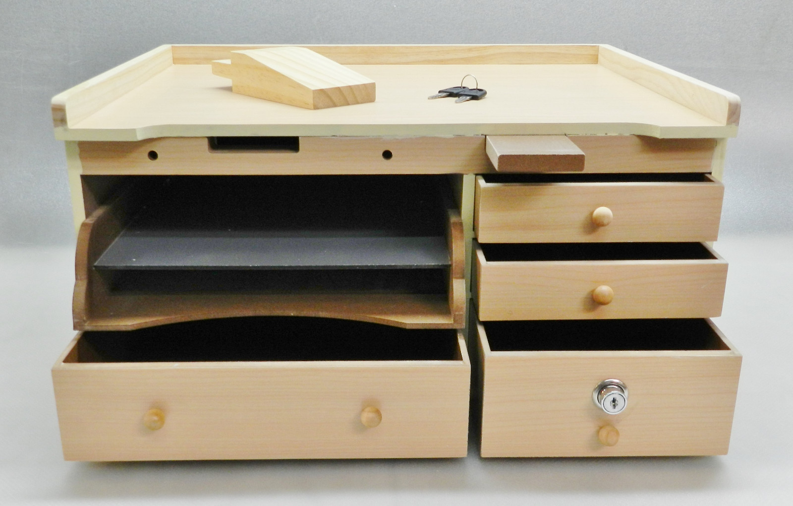 Jewelry Making Workbench & Tools Set of 30 – Bench and Basics to Make Jewelry