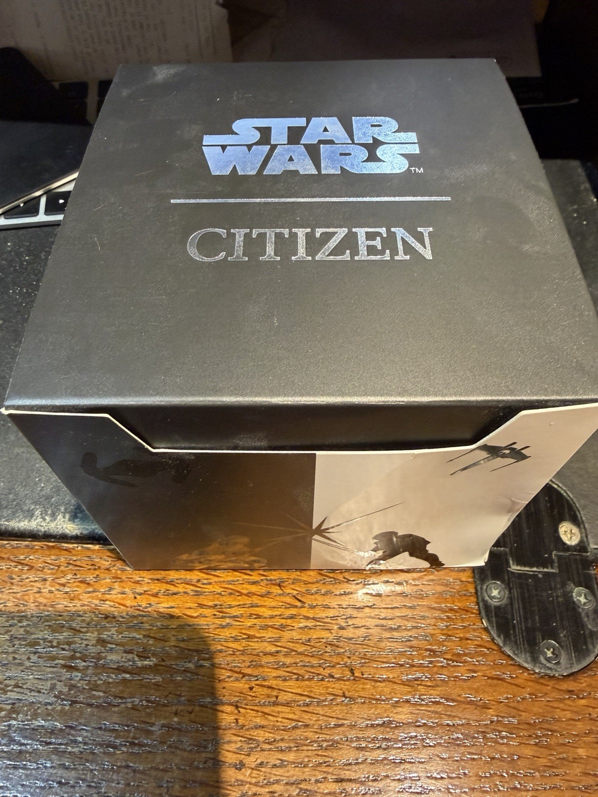 Citizen CA4281-00W Eco-Drive Men’S Star Wars Millennium Falcon Watch