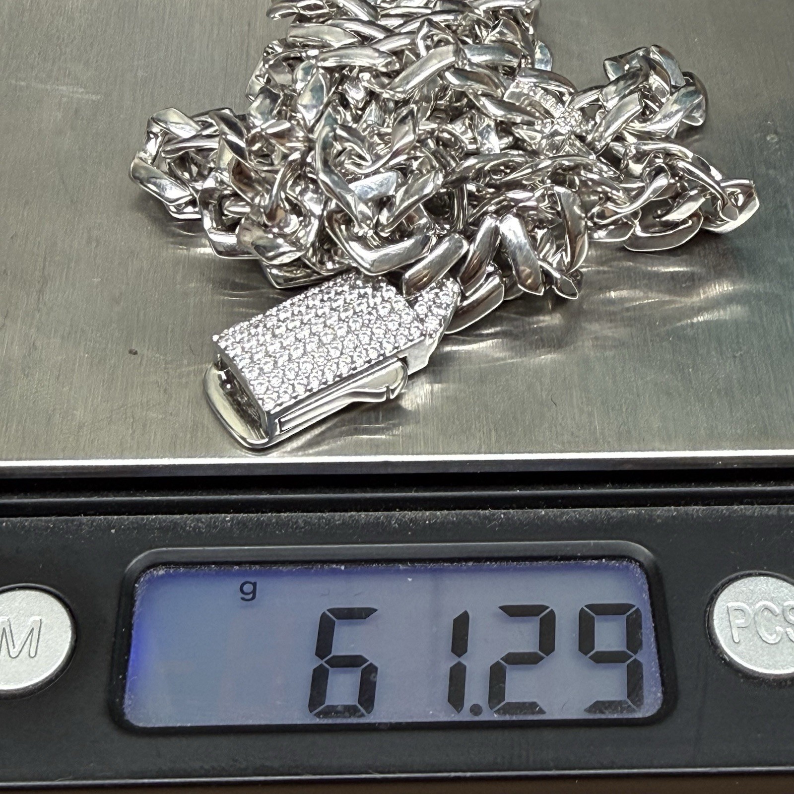 925 STERLING SILVER Cuban Monaco Cz Click Lock 8.7mm 24 Inch