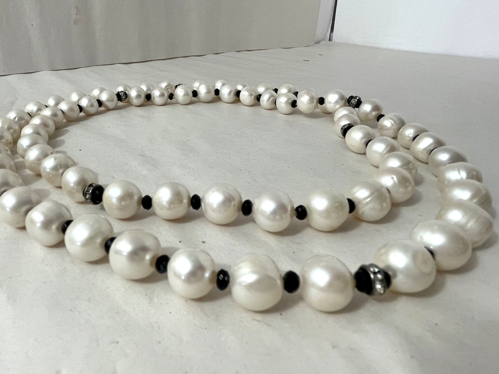 Long 36″ Freshwater Pearl Necklace Black Spacer Beads Statement Strand 132g