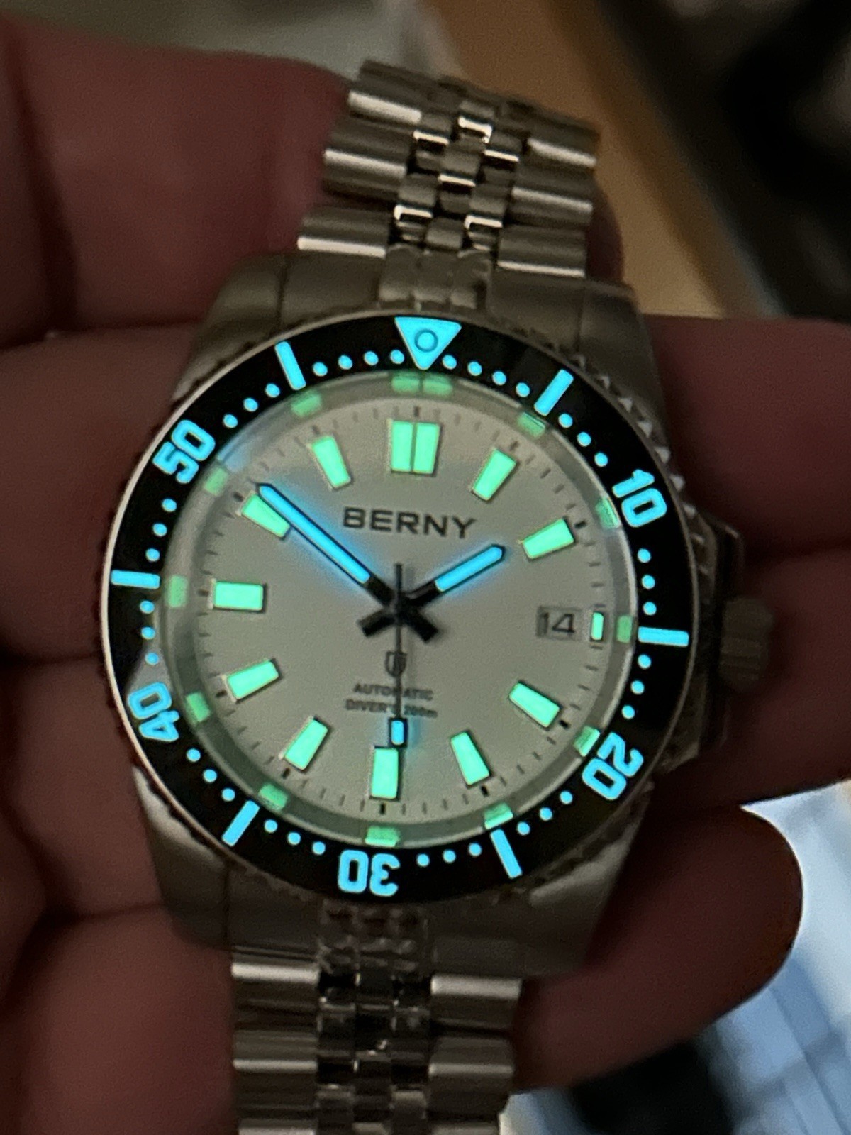 BERNY, 40mm, Automatic, 200m, SS, Sapphire.