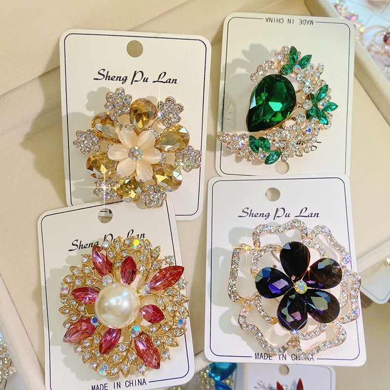 Bulk 12pcs Mix Crystal CZ Pearl Floral Brooches Lot Random Wedding Gift Jewelry