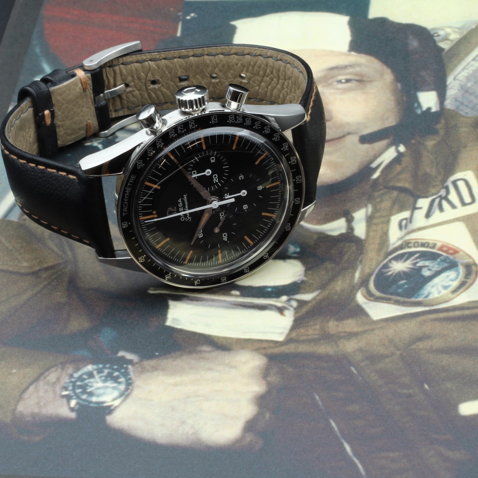 2025 Omega Speedmaster First Omega in Space FOIS 310.32.40.50.06.001 🌙