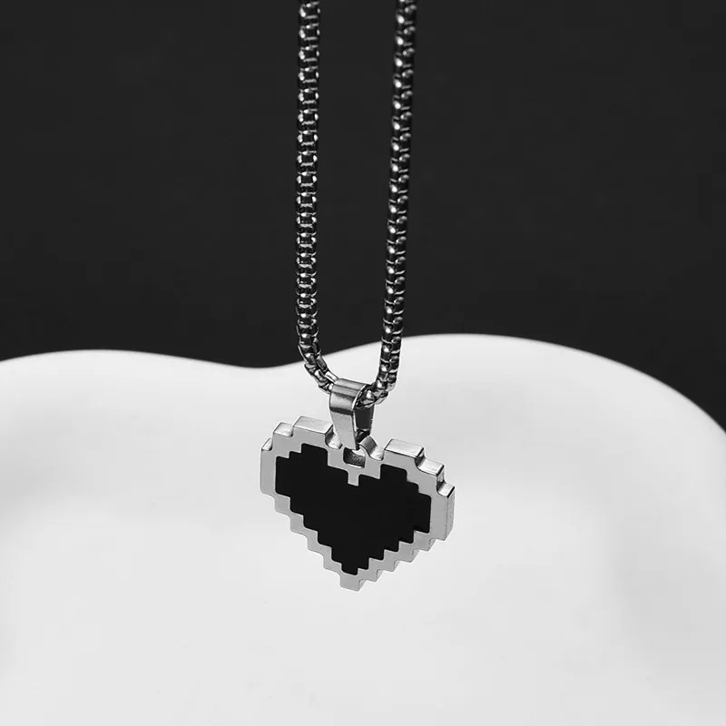 Personality Titanium Steel Heart-shaped Mosaic Hip-hop Necklace for Women Couple