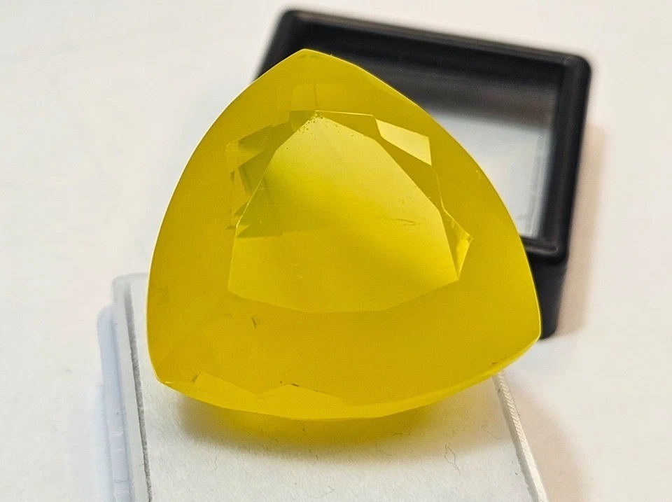 Natural Trillion Cut 58-60 Ct Neon Yellow Opal Loose Certified Gemstone
