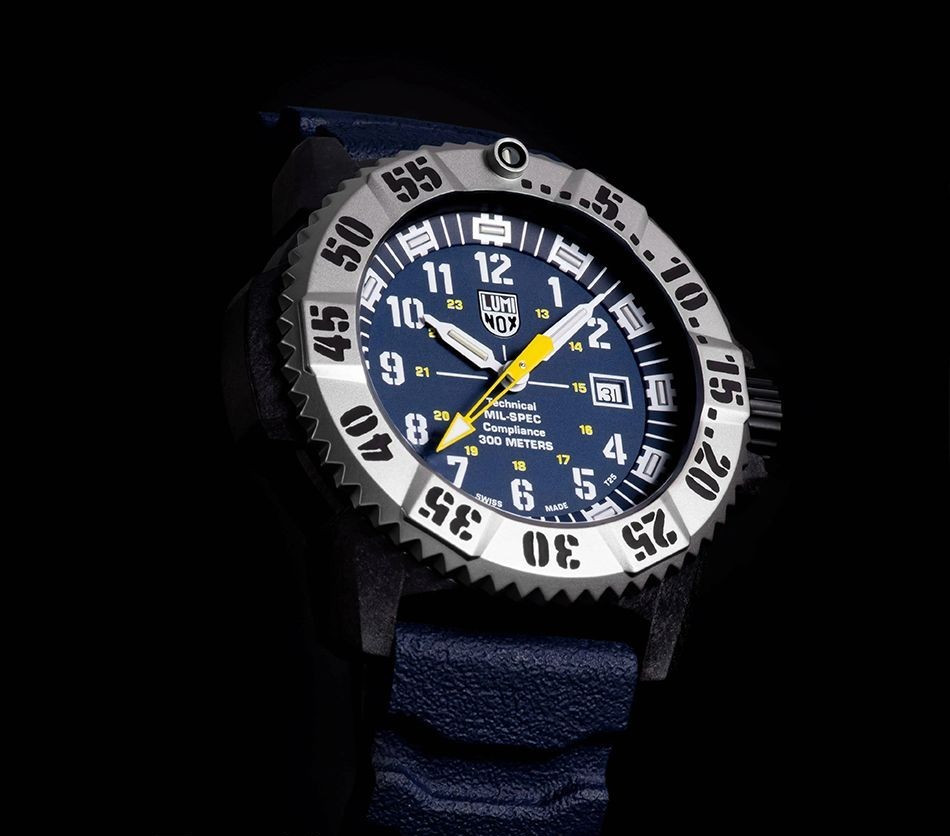 Luminox Men’s Watch XL.3355.SET MIL-SPEC 46mm 3350 Series Blue Dial Rubber 300M