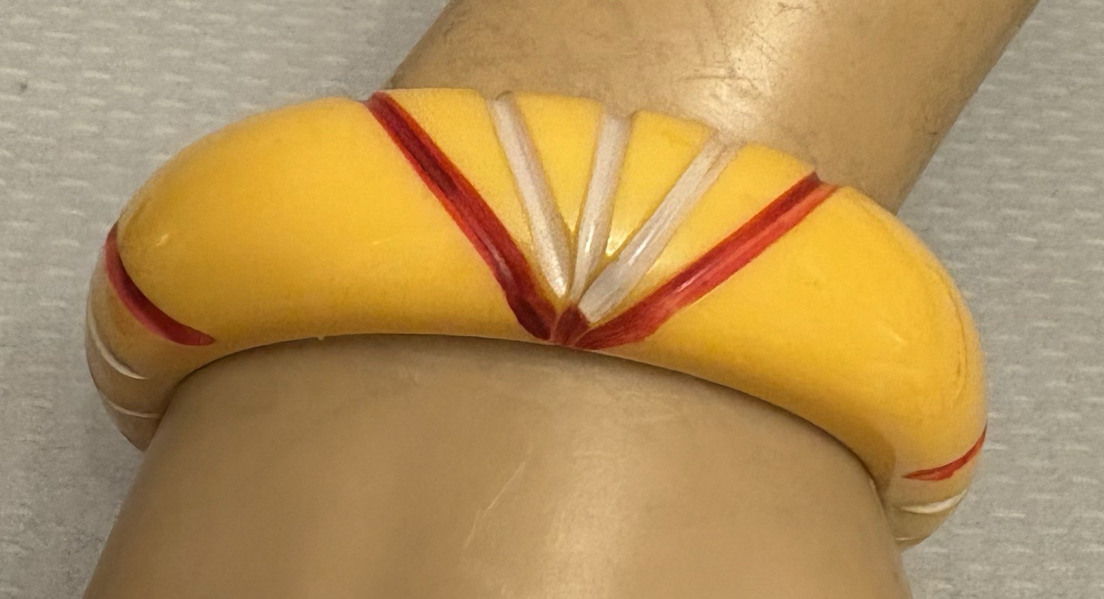 Vintage Egg Yolk Yellow Bakelite Bangle Art Deco Carved Painted Chunky TESTED
