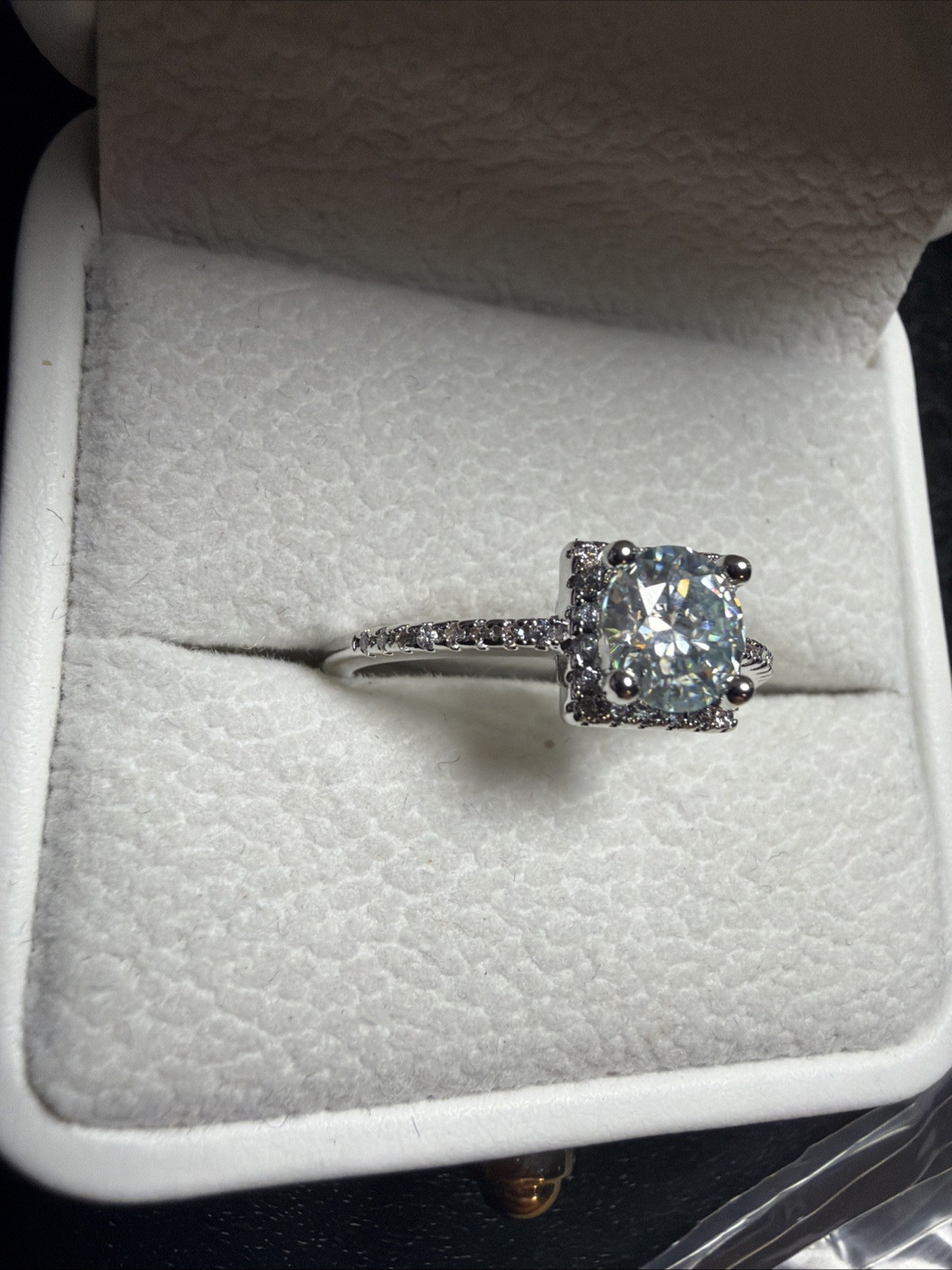 moissanite ring size 9 with papers – Fast Shipping!!