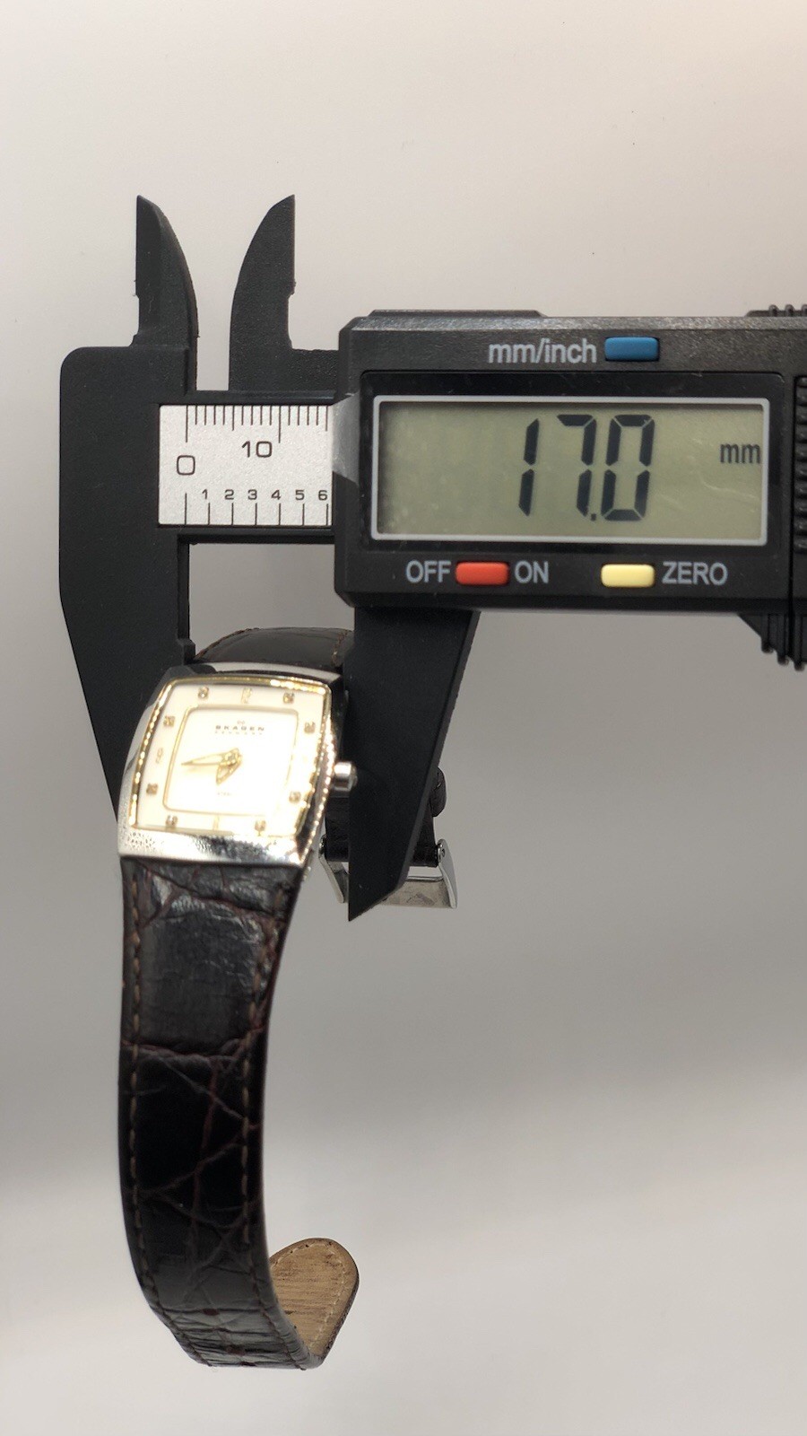 Skagen Denmark 380XSSLD4A1 Ladies Watch~Vintage Look~Crystal Hour Marks~New 🔋✅