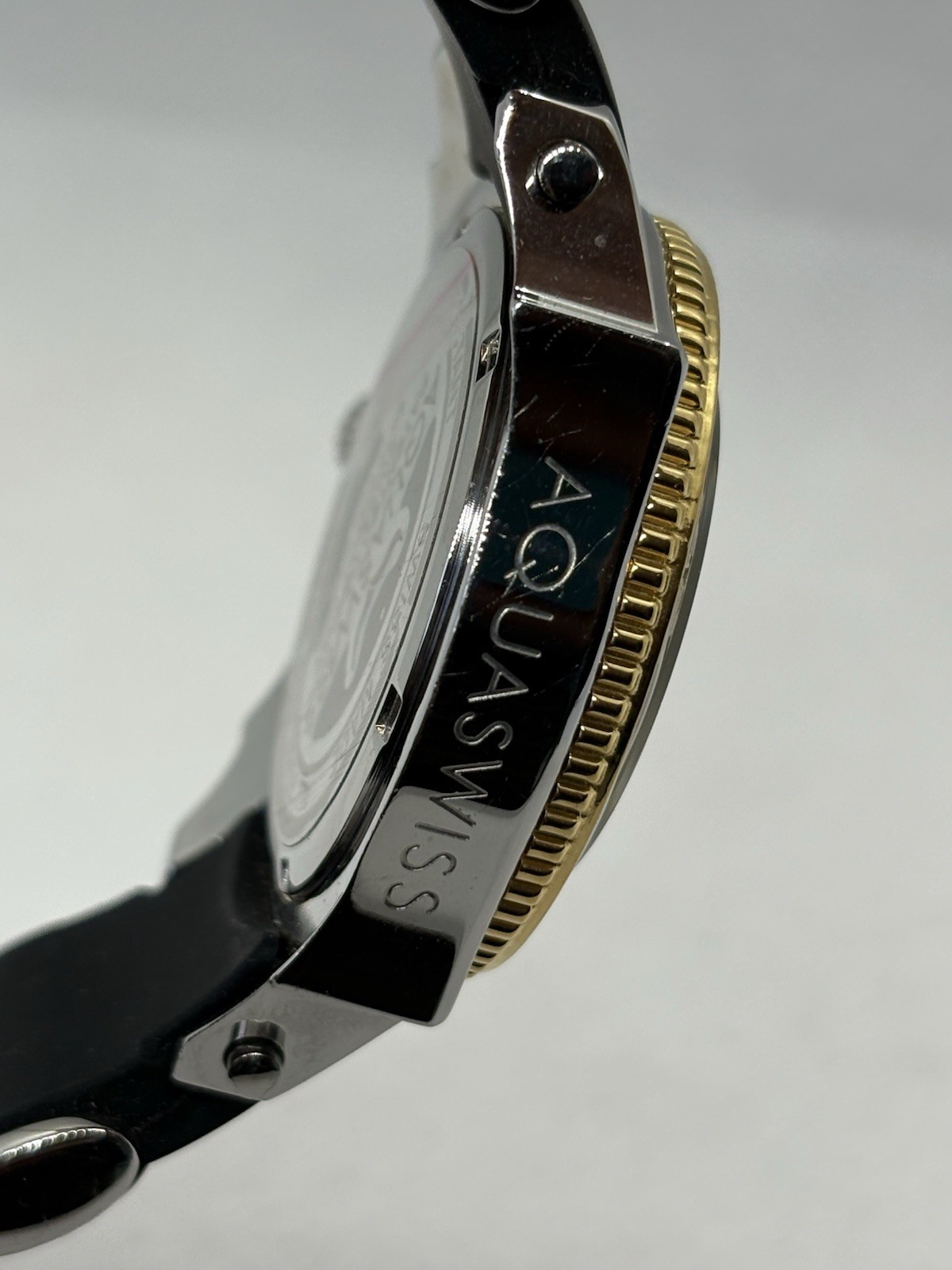 Aquaswiss Swissport SW1062M Mens Watch Yellow Roman Numeral Dial Unworn NEW