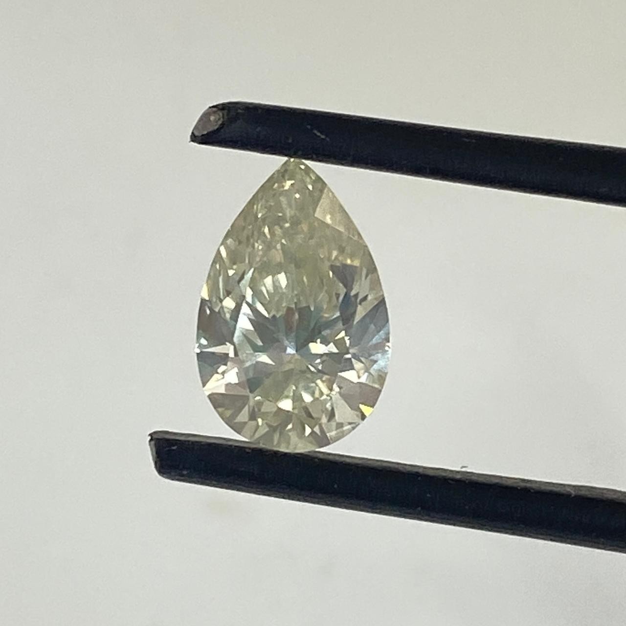 1.08ct 8.90×5.80×3.60mm Natural Fancy Loose Pear Rare Diamond VS Purity