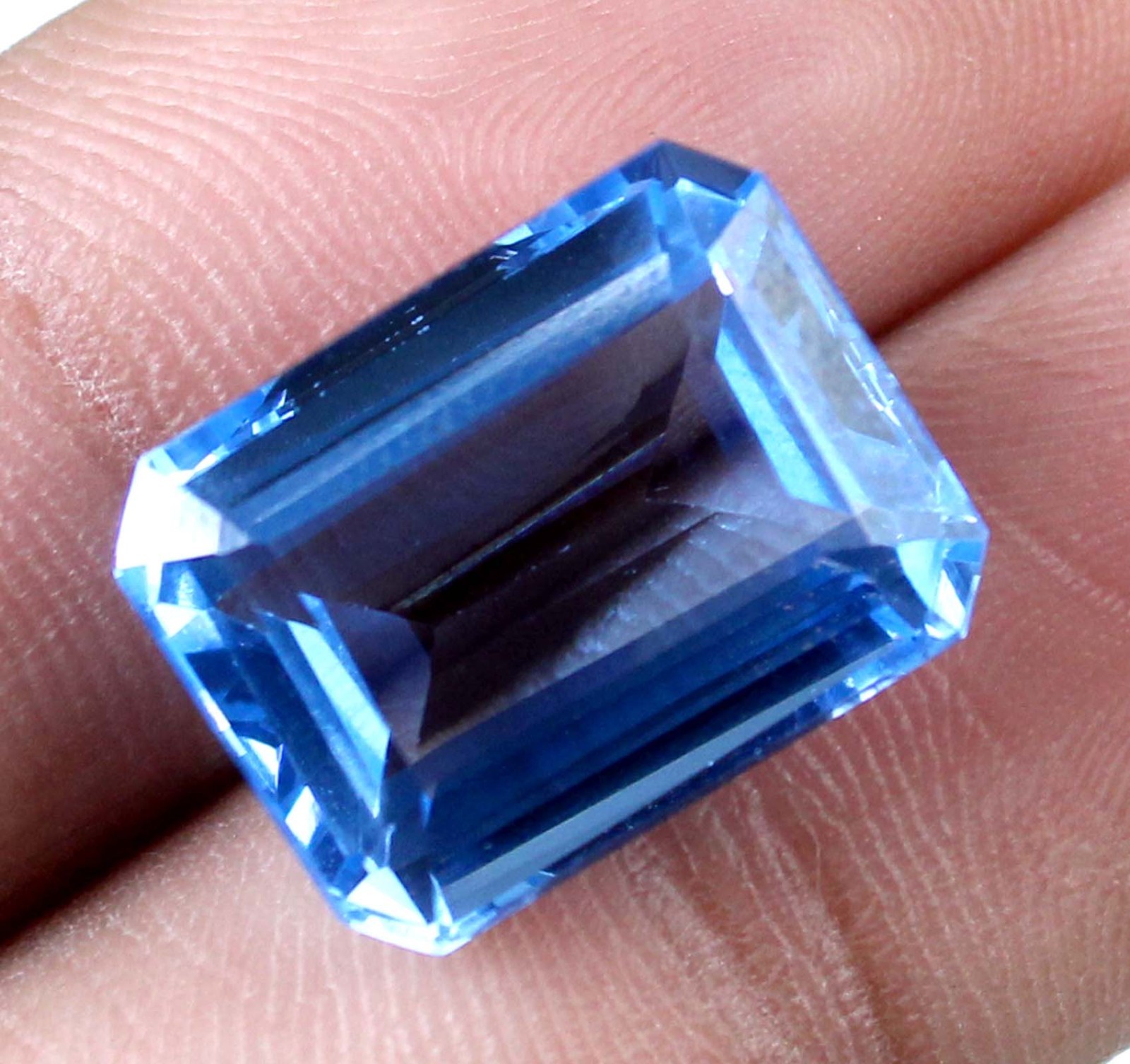 Natural 14.85 Ct Emerald Cut Aquamarine Gemstone Certified T27586 Free Shipping