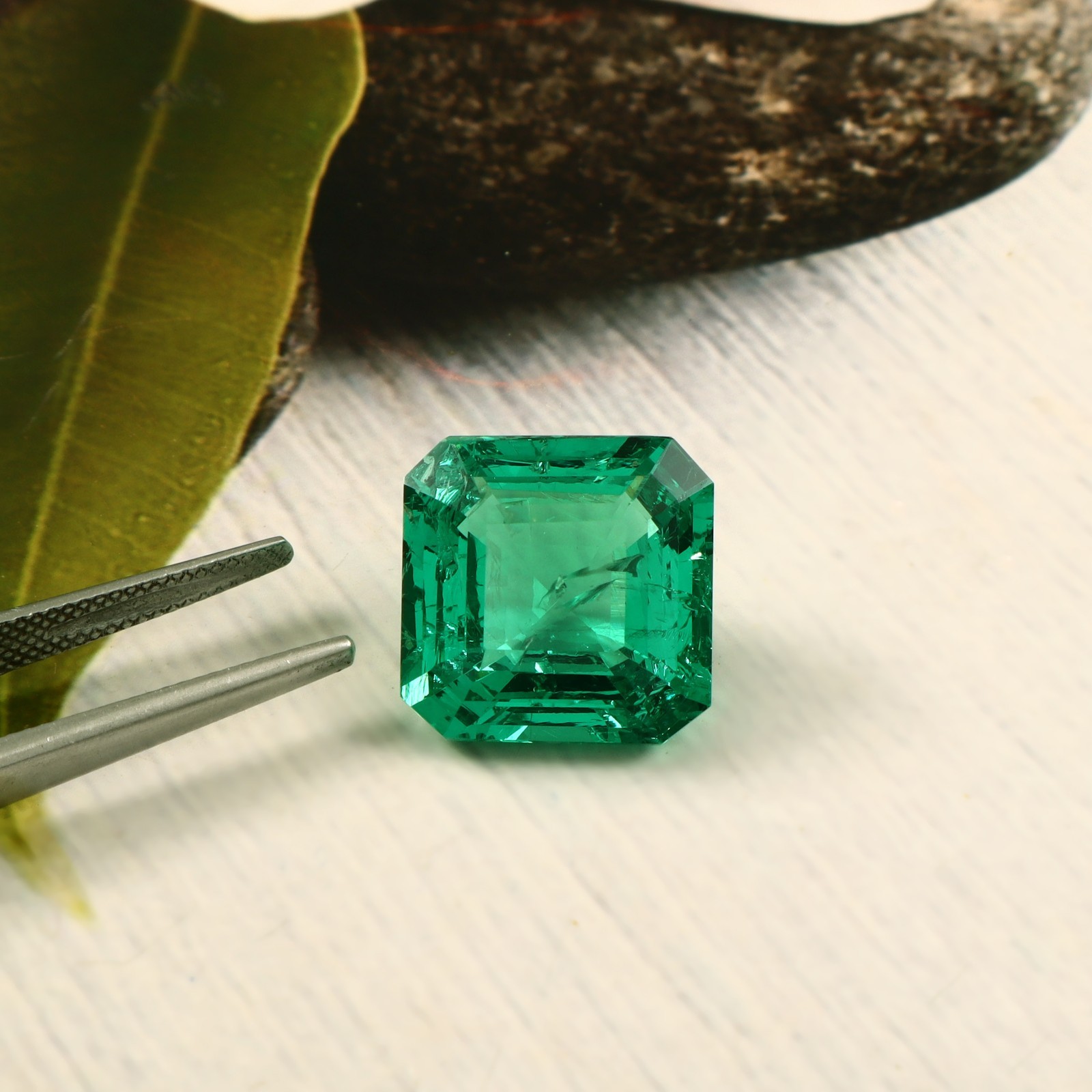 15×15 MM Lab Grown Colombian Ethical Green Emerald Loose Gemstone Asscher Cut