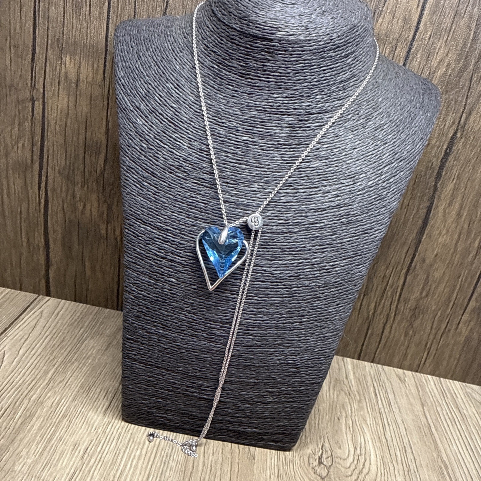 RETRO Blue Crystal Heart Necklace Adjustable Silver Tone Chain Up To 82cm/32″