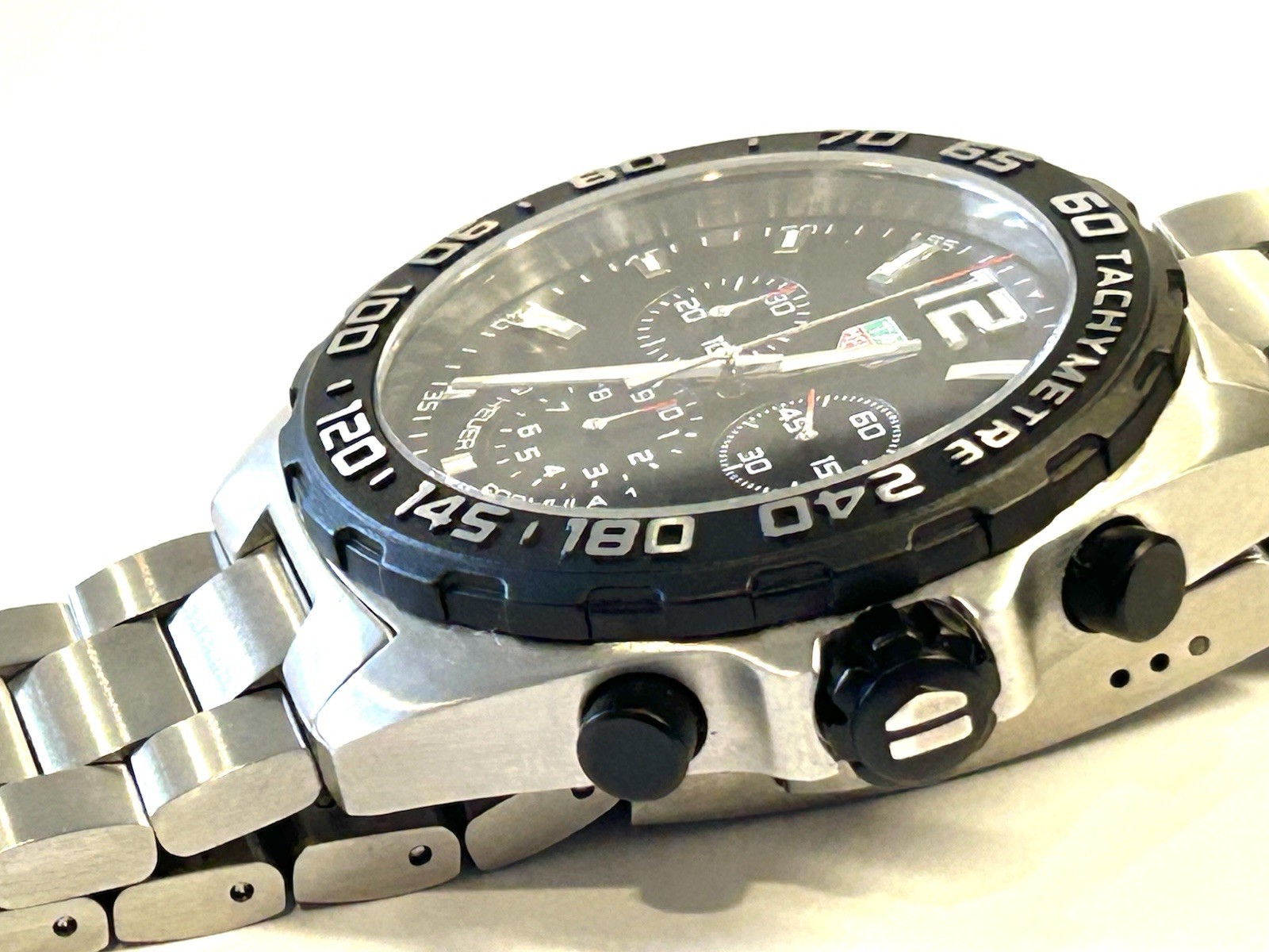 Tag Heuer Formula 1 Chronograph Black Dial Men’s Watch CAZ1010 – MINT