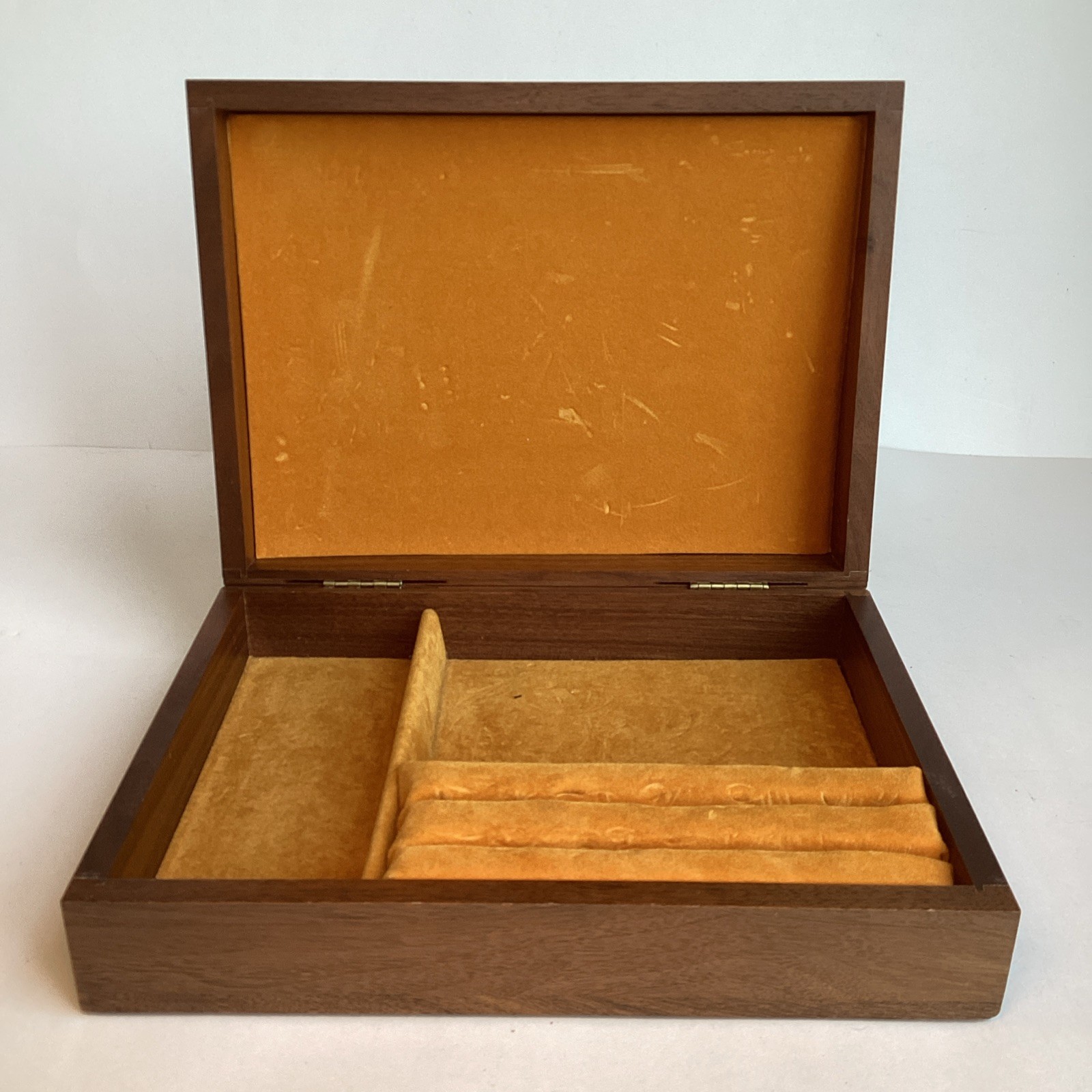 Vintage Decatur Industries Solid Walnut Wood Jewelry Box Gold Velvet Lined Ring