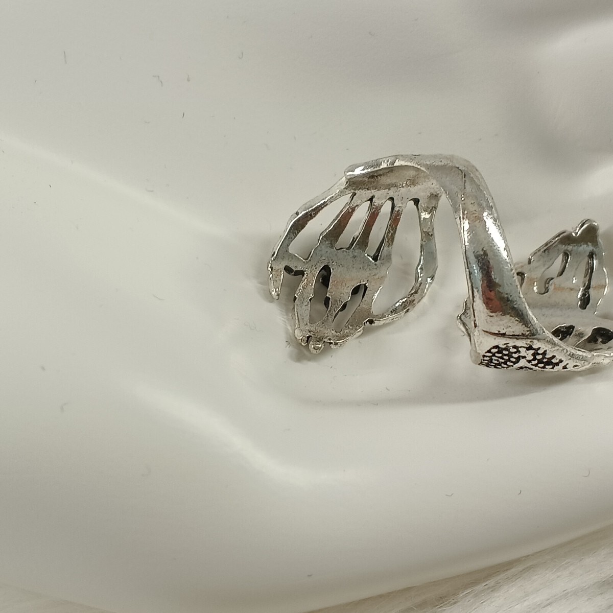 Men’s Halloween ring size 6.5 alloy silver plated tarnish Fashion Jewelry