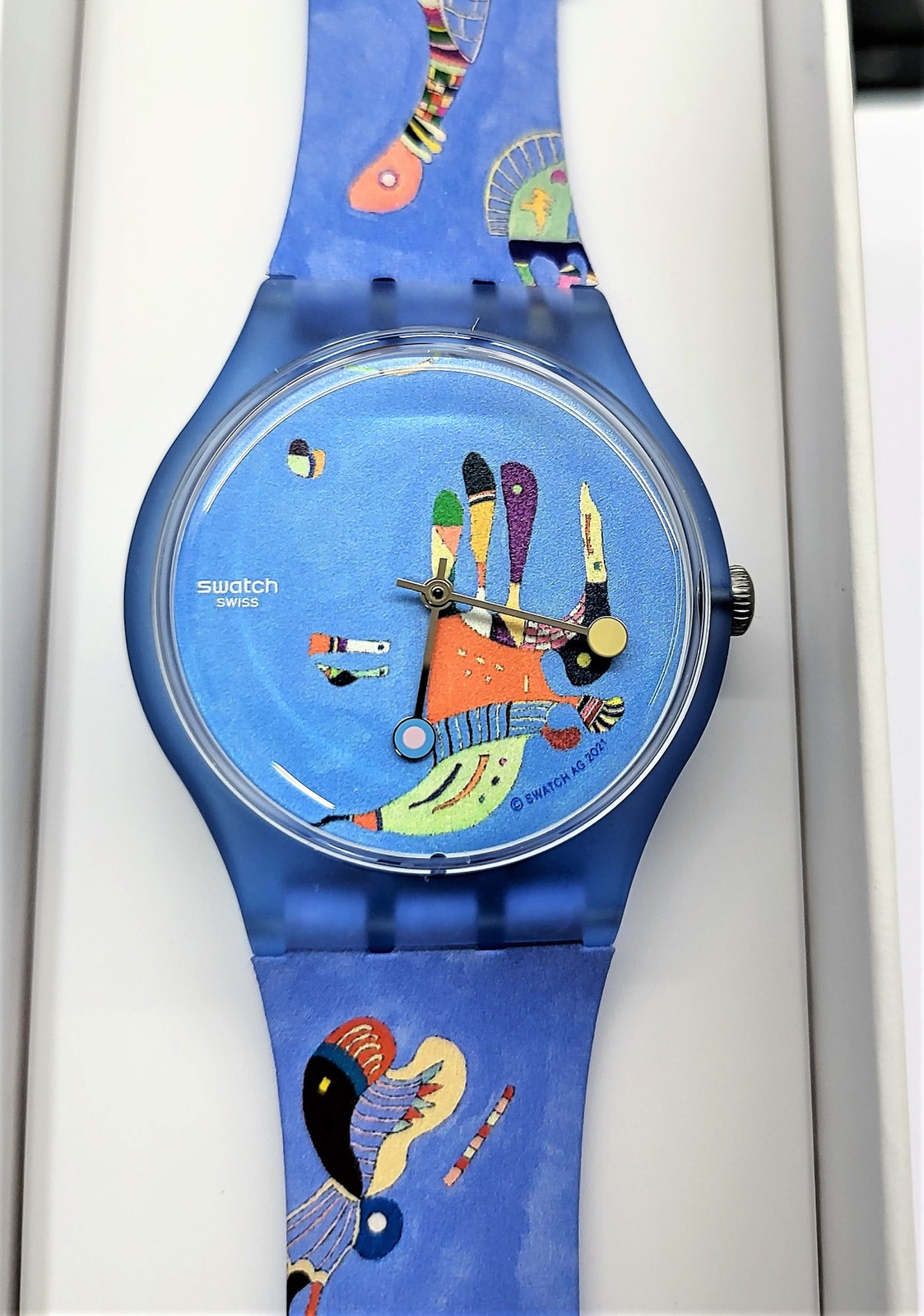 Swatch Special 2022 – SUOZ342 – Blue Sky By Vassily Kandisky – NEW –
