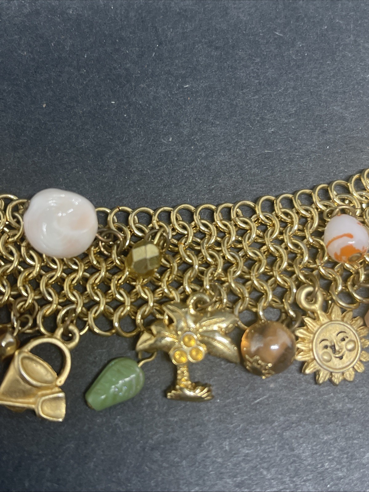 Vintage Gold Tone Beach Charm Mesh Chain Charm Bracelet Large Lobster Clasp 7″