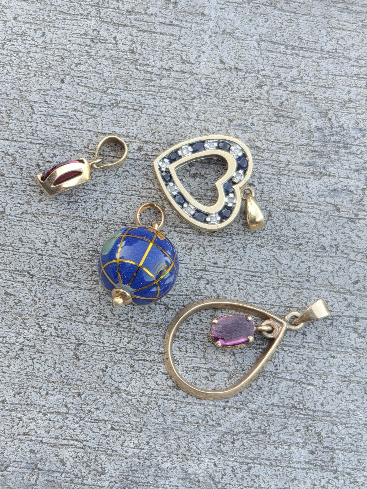 Lot 4 Pendants 10K – 14K Dimaonds Sapphires Rhodolite Garnet Ruby Lapis