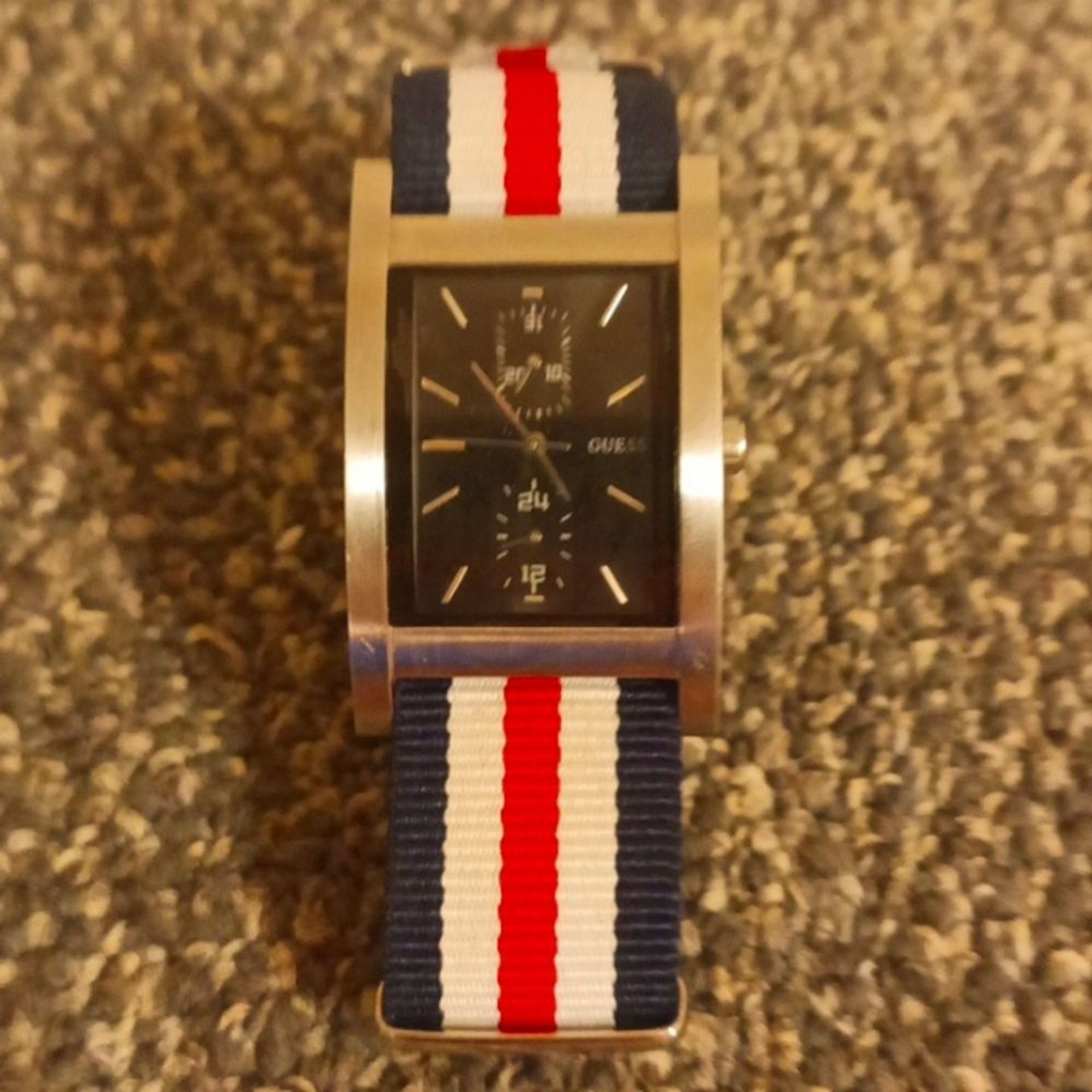 Guess Vintage red white blue nylon strap silver tone quare dial men’s wa…