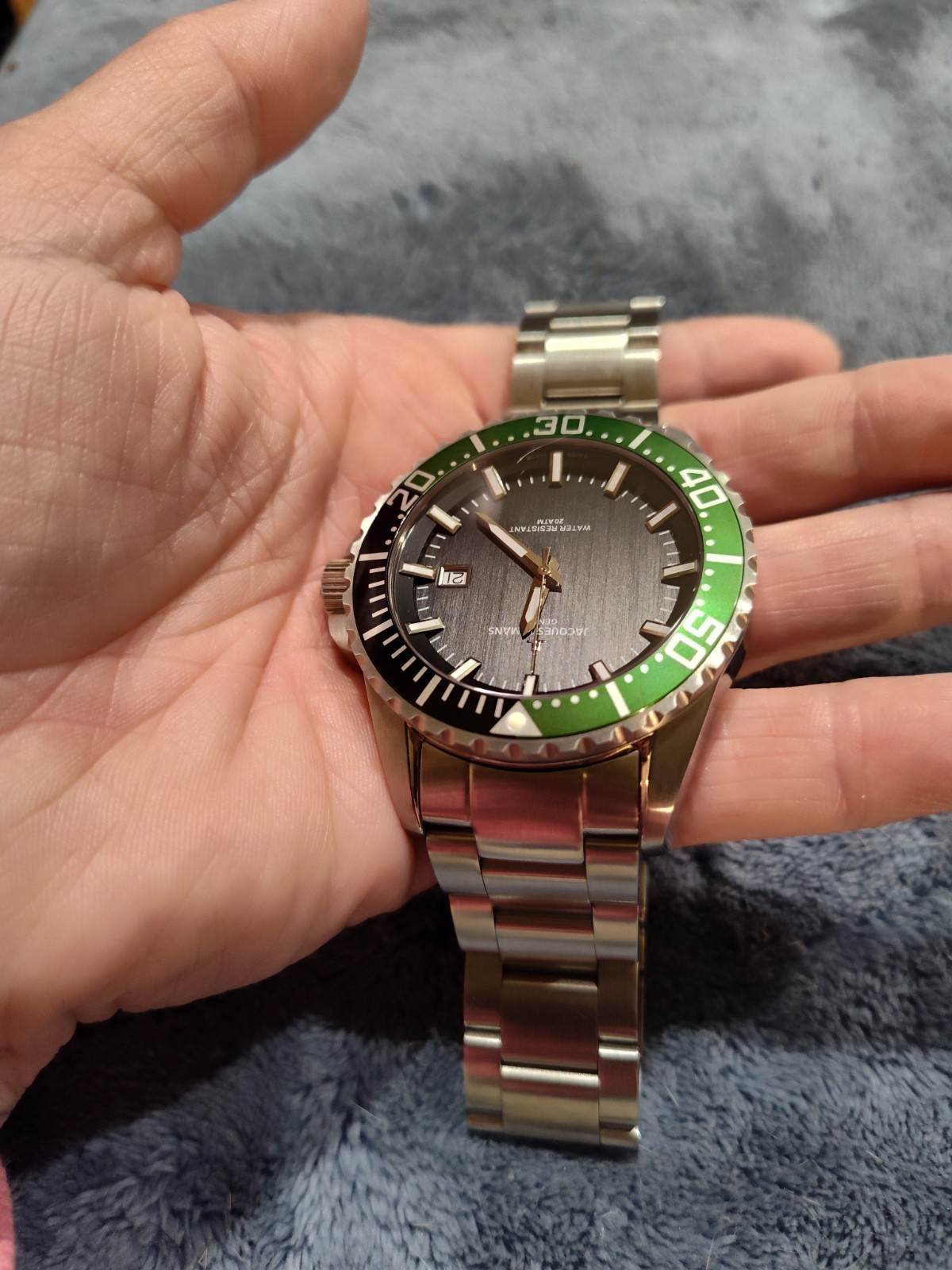 Jacques Lemans Tempora GU199 42MM 200 Meter Diver Super Cool “Hulk” Green Bezel