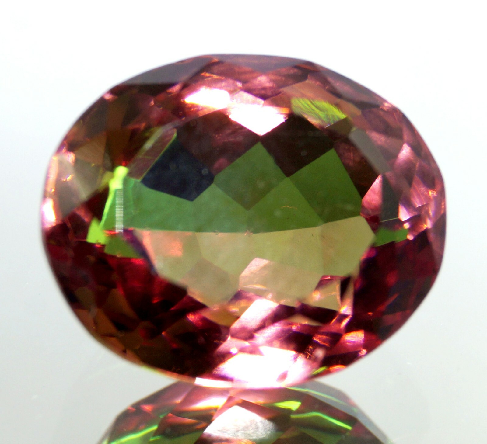 Certified 20.50 Ct Natural Zultanite Color Changing Turkish Oval Loose Gemstone