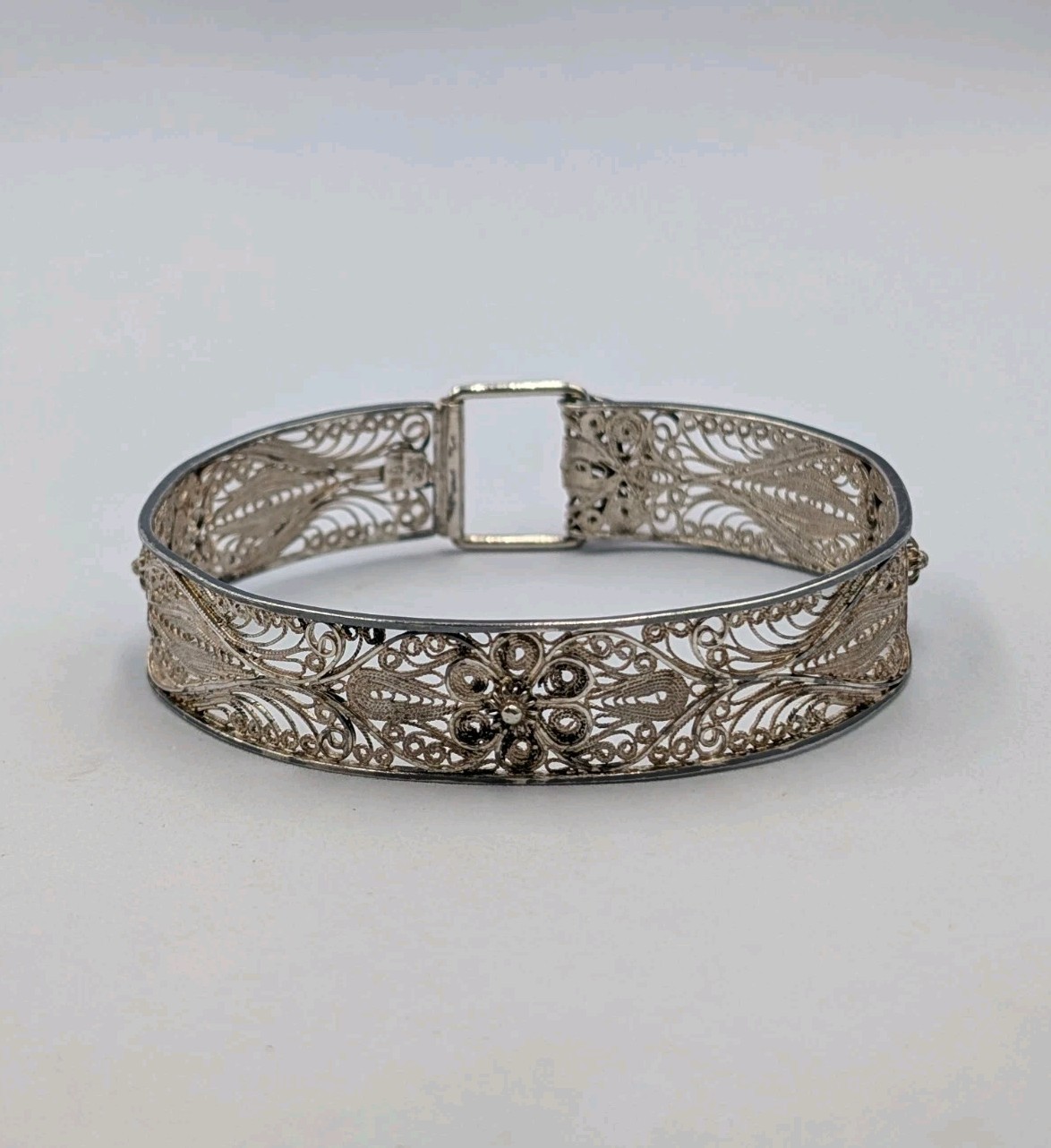 Vtg European 880 Silver Flower Filigree Openwork Cuff Bracelet 7.5 In HS 14.9g